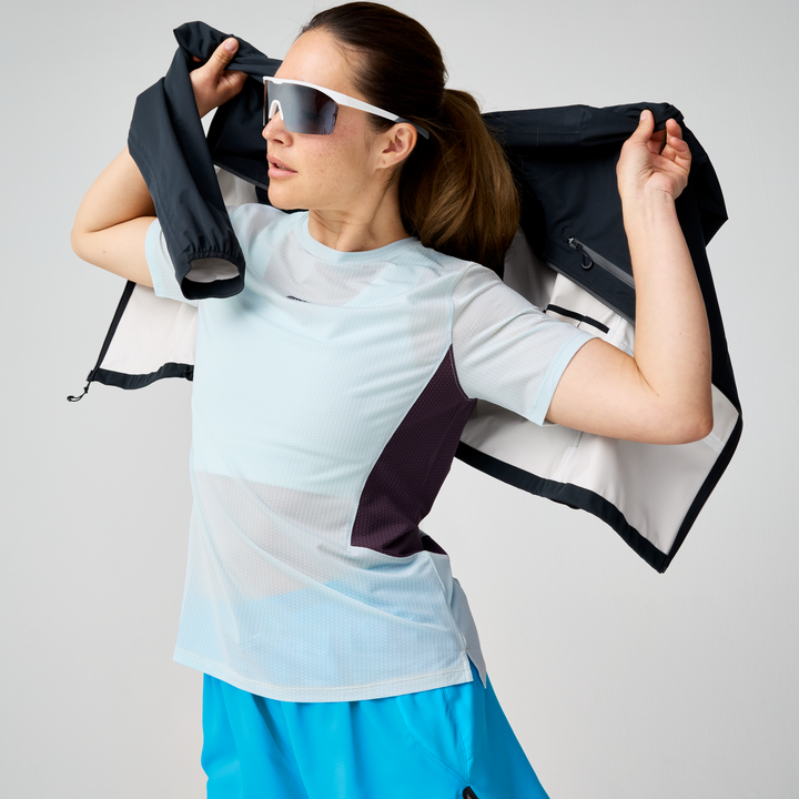 221734_495_MV_High_Point_Short_Sleeve_2.png