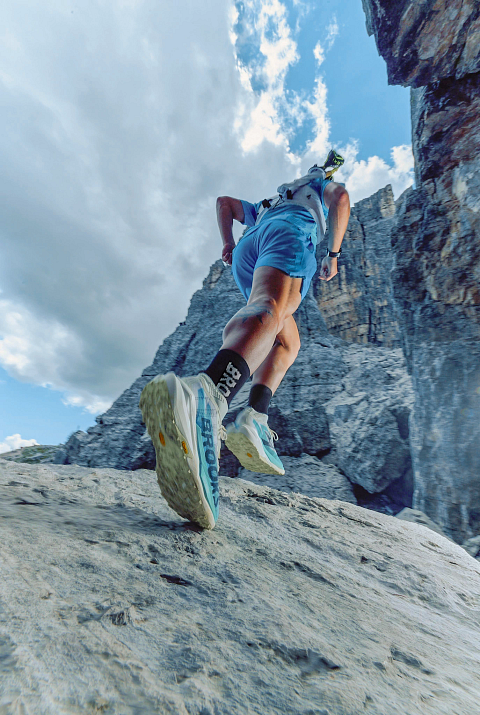 Buty do wyścigów trailowych Cascadia Elite Brooks