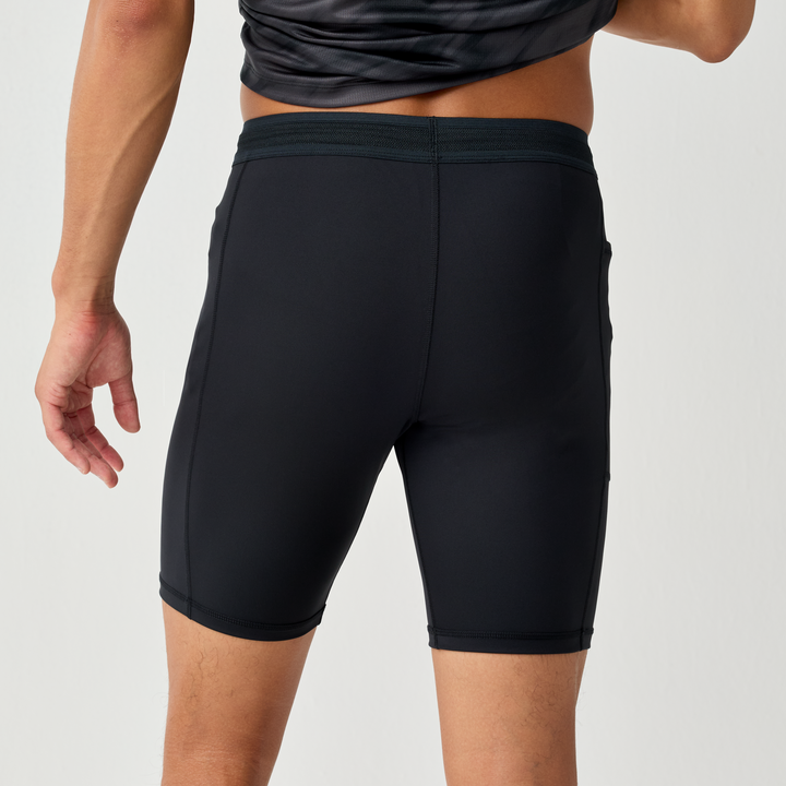 211611_001_MB_Dash_Half_Tight.png