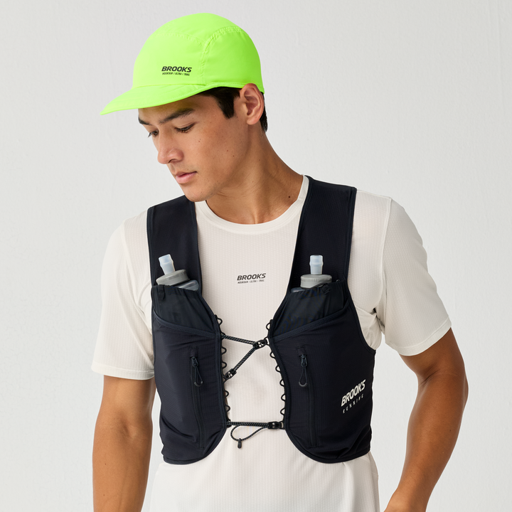 280547_001_MF_2_Unisex_Cascadia_Hydration_Vest.png