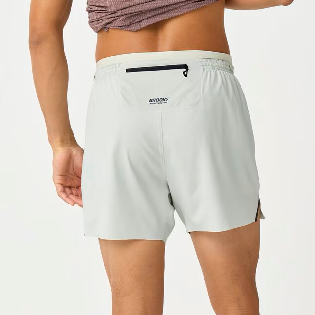 211592-448-mb-mens-cascadia-short-running-short.png