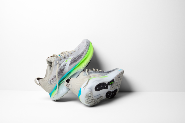 Buty_do_biegania_Adrenaline_GTS_25_110454_033_Y.png