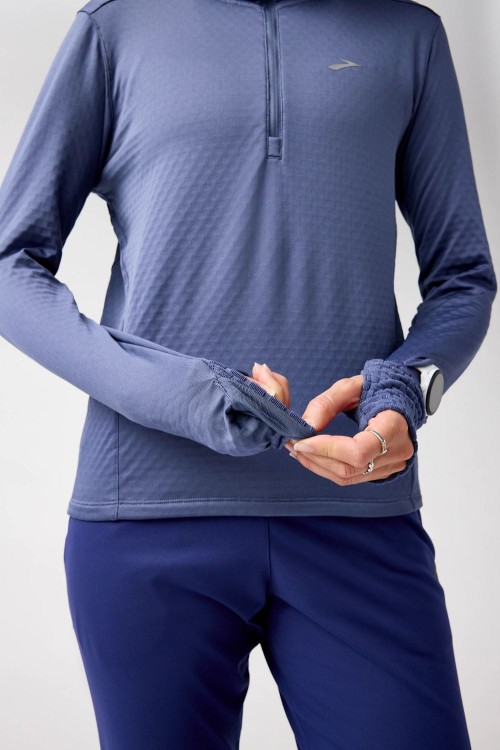 221738_414_D2_Notch_Thermal_Hoodie_3.jpg