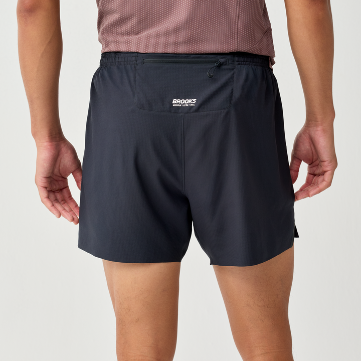 211620_001_MB_Cascadia_2in1_Short.png